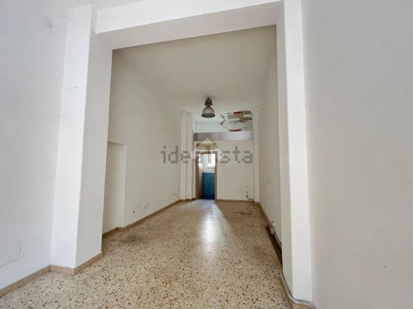 locale commerciale in affitto a Cosenza in zona Cosenza Vecchia