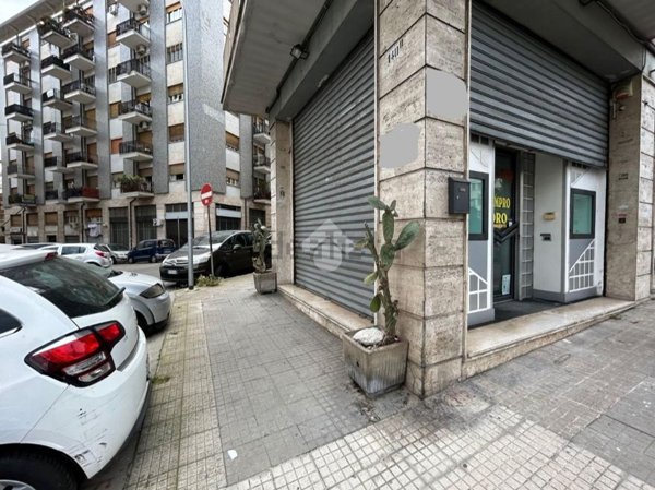 locale commerciale in affitto a Cosenza