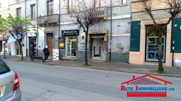locale commerciale in affitto a Cosenza in zona Cosenza Vecchia