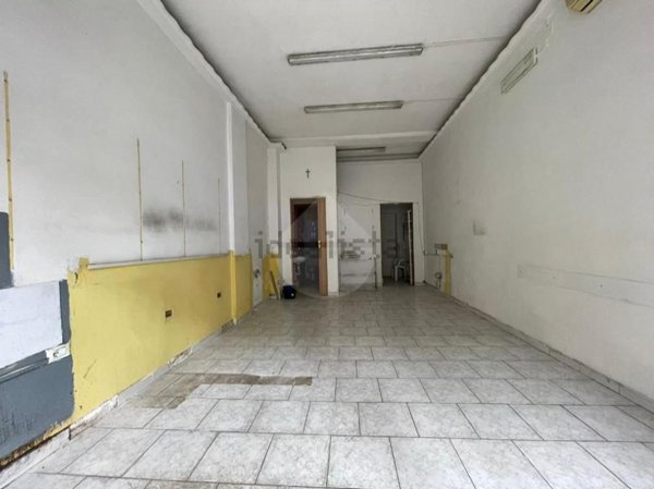 locale commerciale in affitto a Cosenza