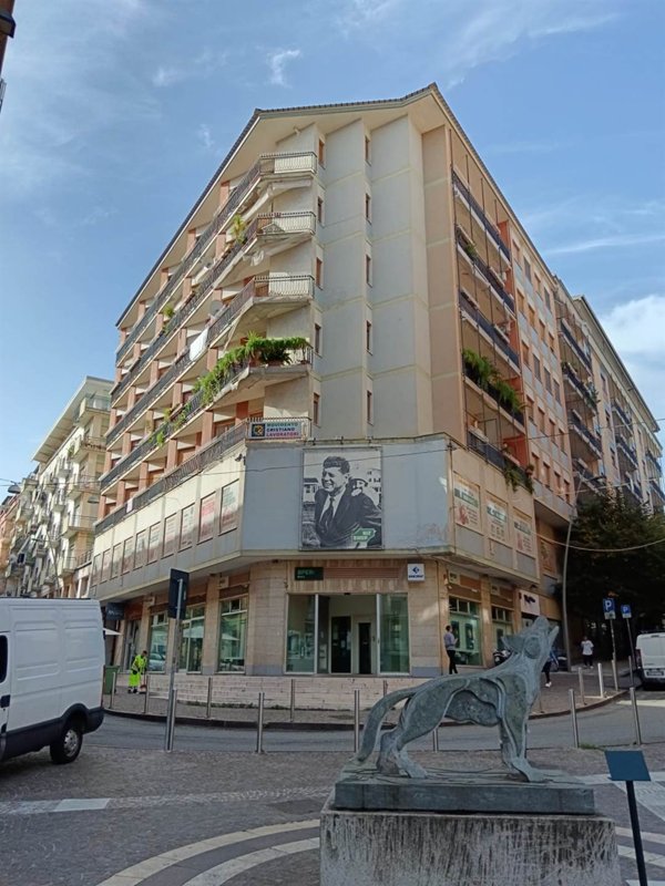 ufficio in affitto a Cosenza in zona Cosenza Vecchia