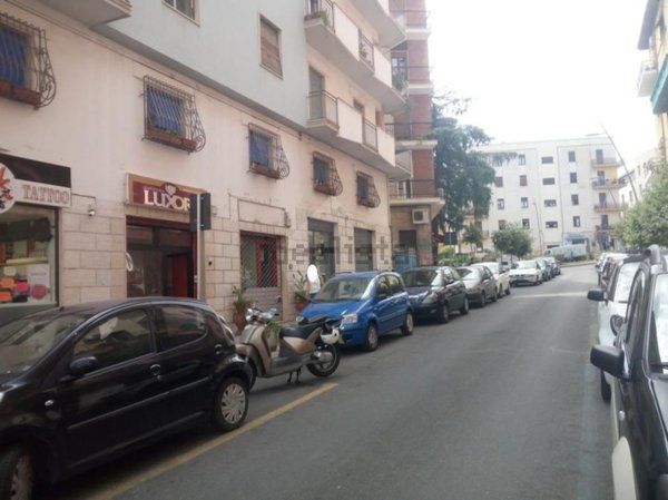 locale commerciale in affitto a Cosenza in zona Cosenza Vecchia