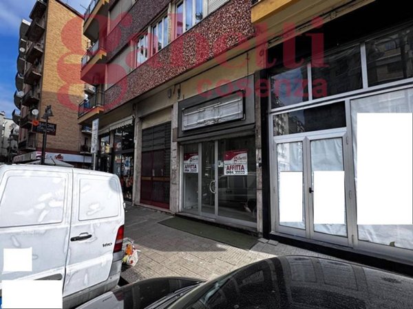 negozio in affitto a Cosenza