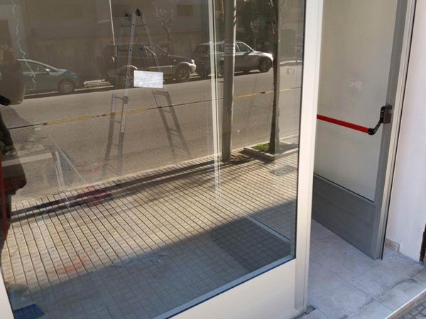 negozio in affitto a Cosenza