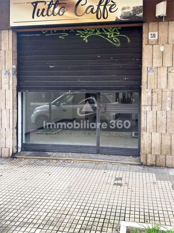 locale di sgombero in affitto a Cosenza