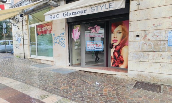 locale commerciale in affitto a Cosenza in zona Cosenza Vecchia
