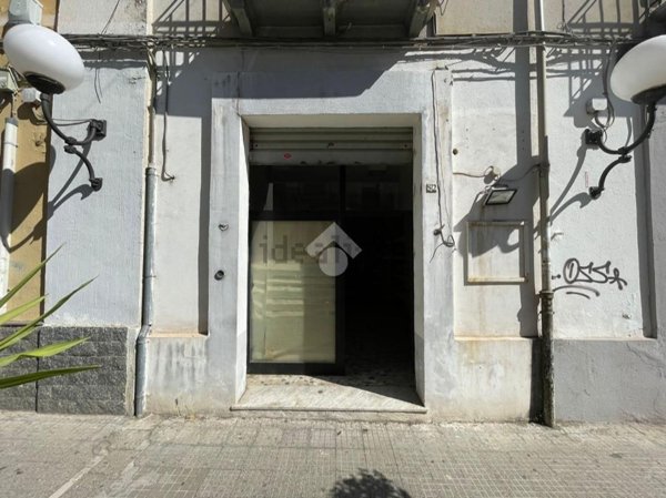 locale commerciale in affitto a Cosenza