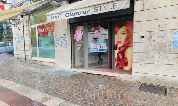 negozio in affitto a Cosenza in zona Cosenza Vecchia