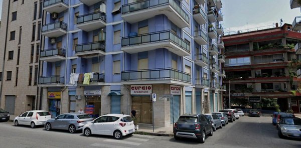 locale commerciale in affitto a Cosenza