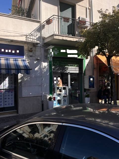 negozio in affitto a Cosenza in zona Cosenza Vecchia