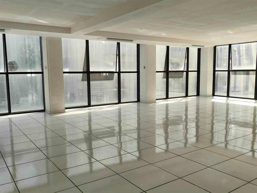 ufficio in affitto a Cosenza in zona Panebianco