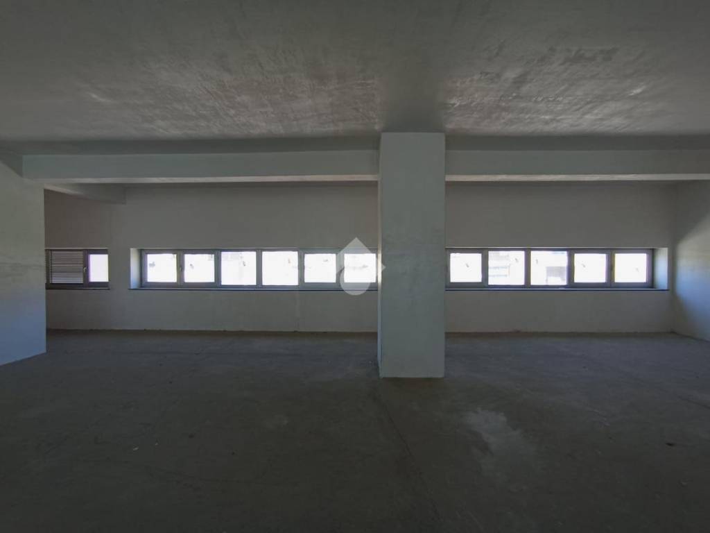 ufficio in affitto a Cosenza in zona Panebianco