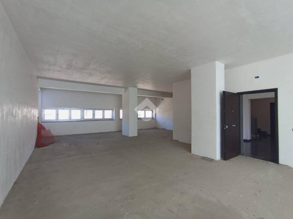 ufficio in affitto a Cosenza in zona Panebianco