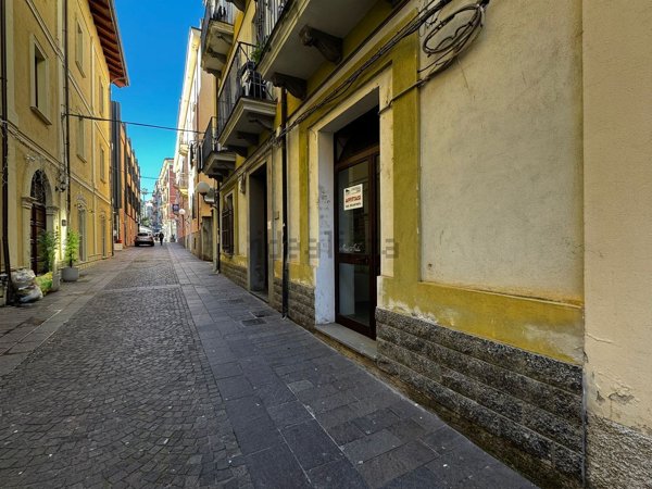 locale commerciale in affitto a Cosenza