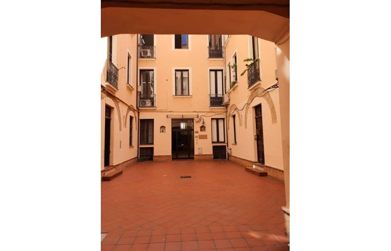 locale commerciale in affitto a Cosenza in zona Cosenza Vecchia