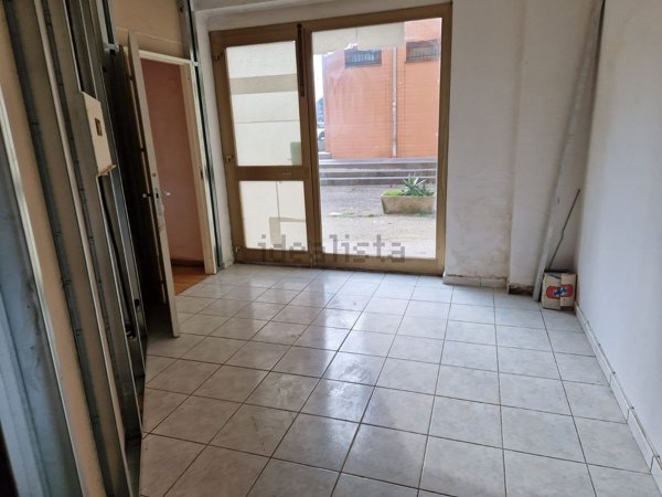 locale commerciale in affitto a Cosenza