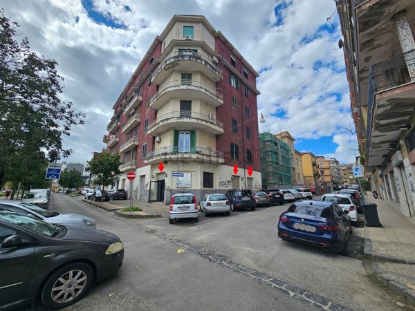 locale commerciale in affitto a Cosenza in zona Cosenza Vecchia