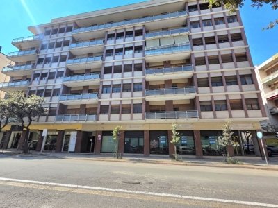 negozio in affitto a Cosenza