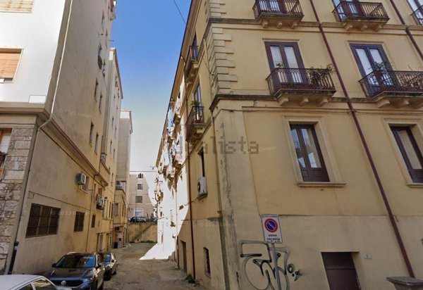 locale di sgombero in affitto a Cosenza in zona Cosenza Vecchia