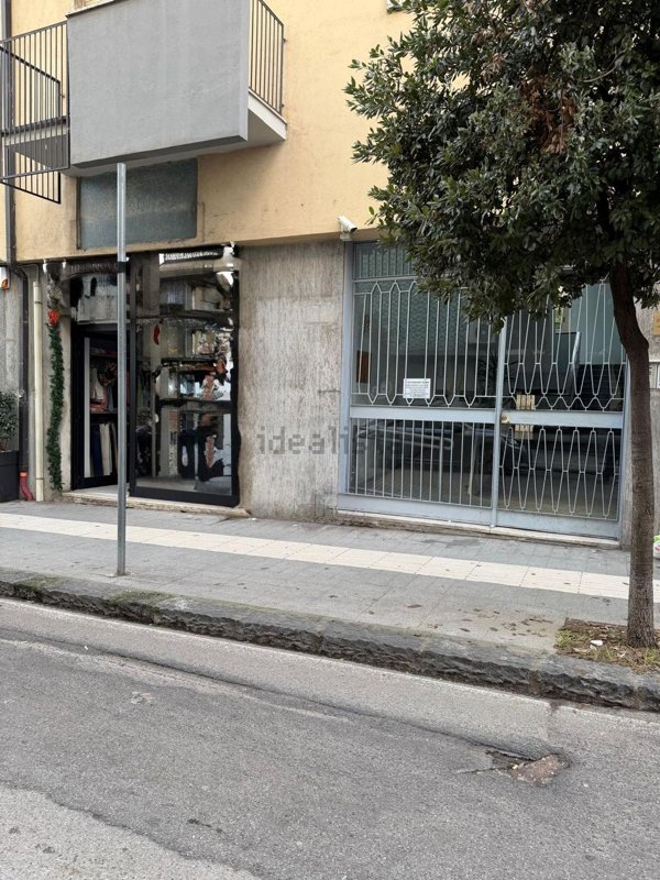 locale commerciale in affitto a Cosenza