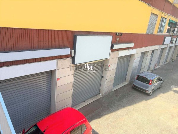 locale commerciale in affitto a Cosenza