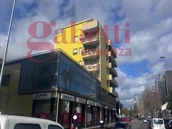 ufficio in affitto a Cosenza in zona Panebianco