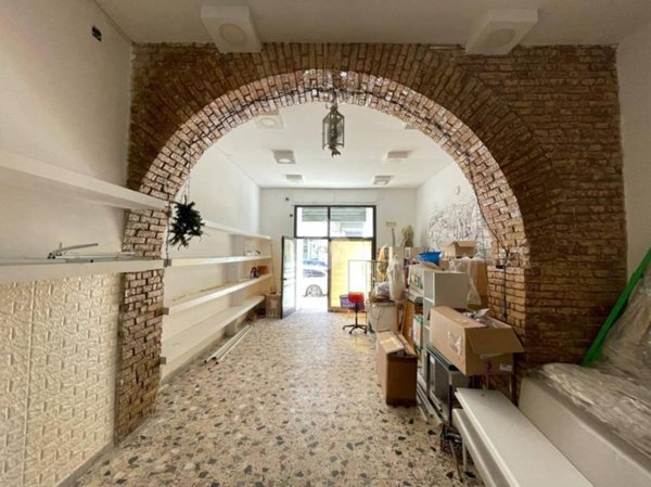 negozio in affitto a Cosenza