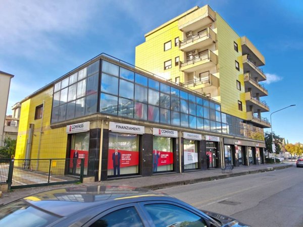 ufficio in affitto a Cosenza in zona Panebianco