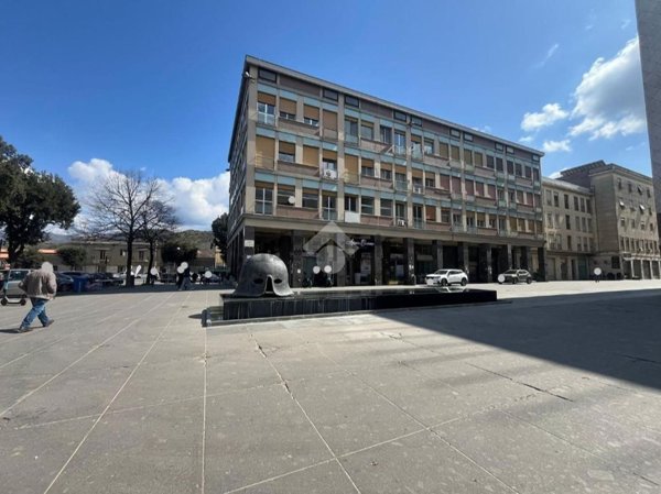 ufficio in affitto a Cosenza in zona Cosenza Vecchia