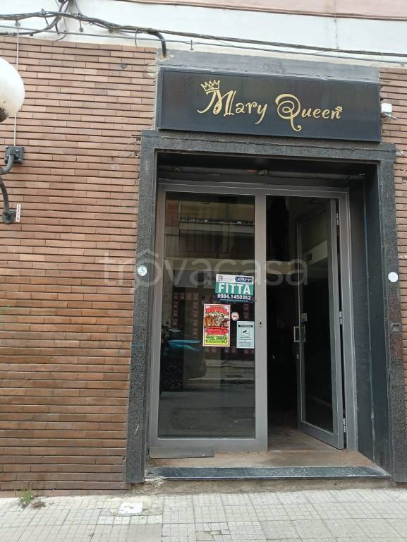 negozio in affitto a Cosenza in zona Cosenza Vecchia