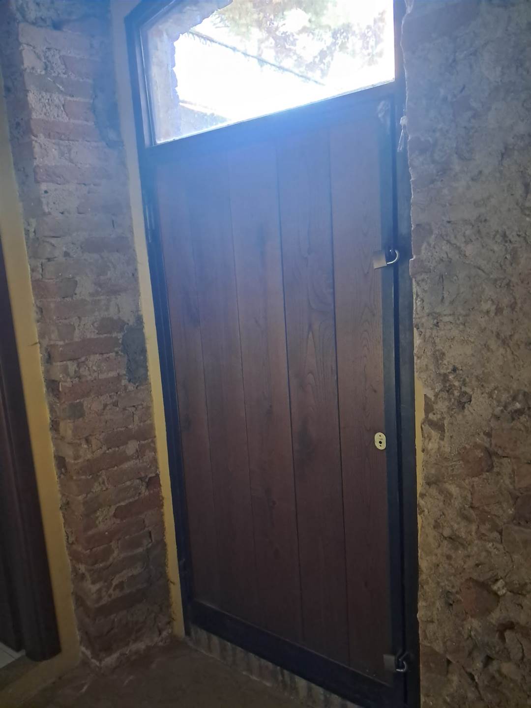 negozio in affitto a Cosenza in zona Cosenza Vecchia