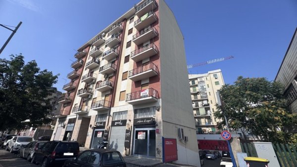 locale commerciale in affitto a Cosenza