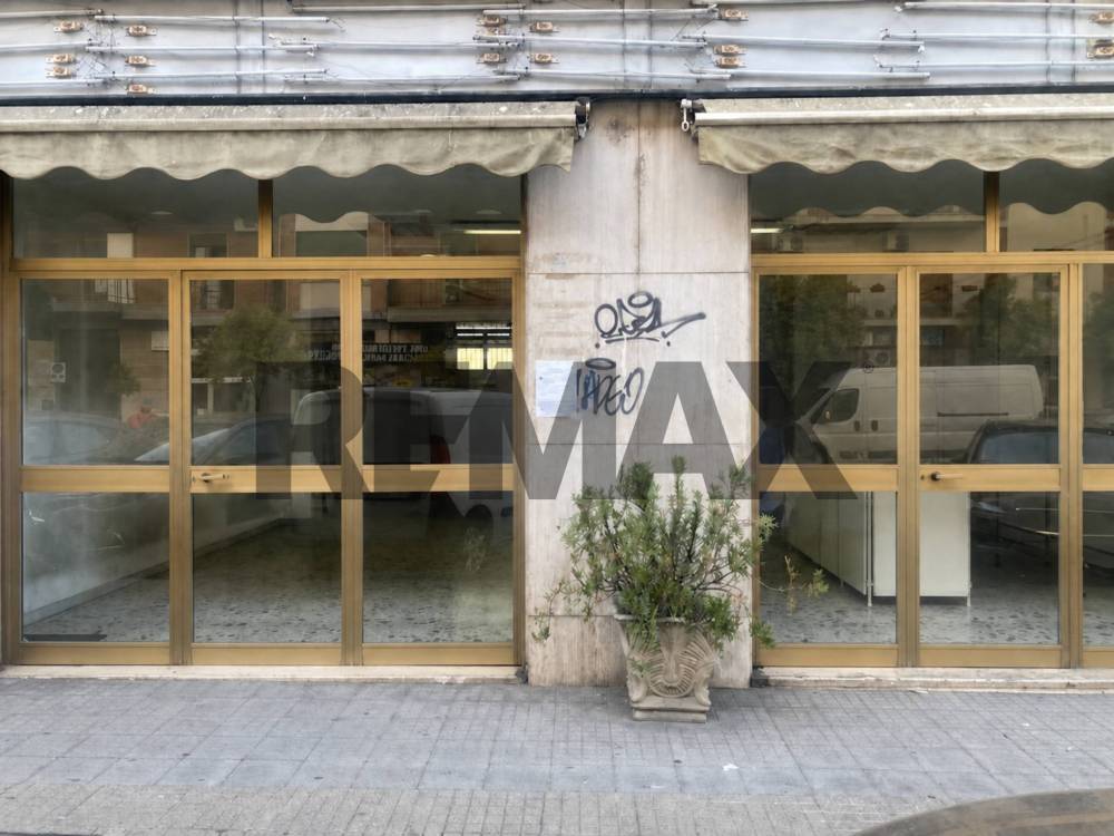 locale commerciale in affitto a Cosenza in zona Cosenza Vecchia