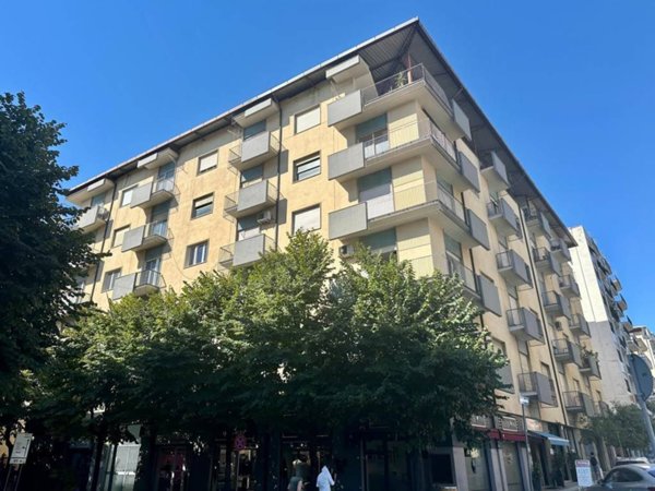ufficio in affitto a Cosenza in zona Cosenza Vecchia