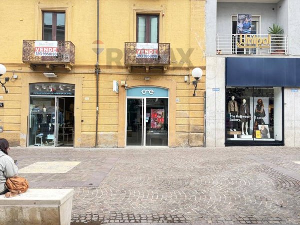 attivita commerciale in affitto a Cosenza