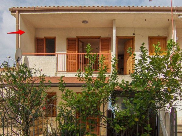 appartamento in affitto a Falconara Albanese