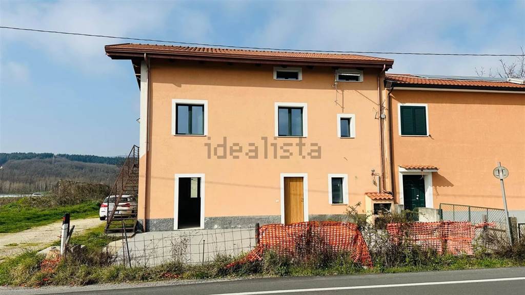 ufficio in affitto a Mangone
