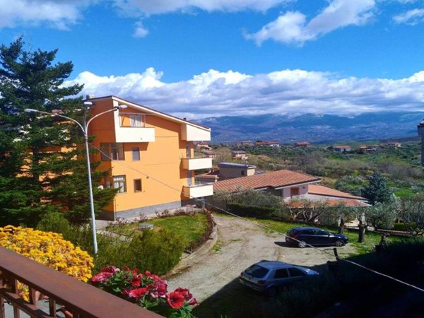 appartamento in affitto a Marano Principato