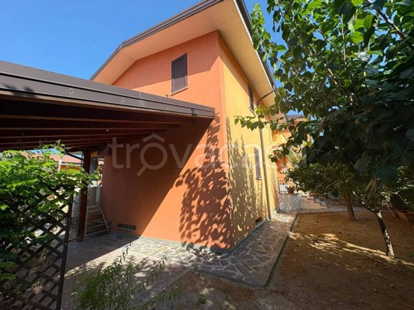 casa indipendente in affitto a Mendicino