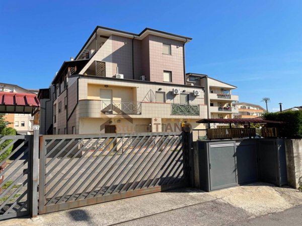appartamento in affitto a Montalto Uffugo in zona Settimo