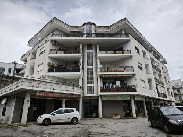 appartamento in affitto a Montalto Uffugo in zona Settimo