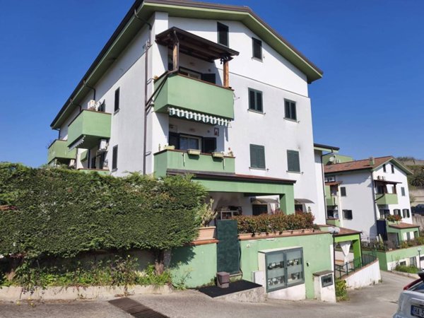 appartamento in affitto a Montalto Uffugo in zona Settimo