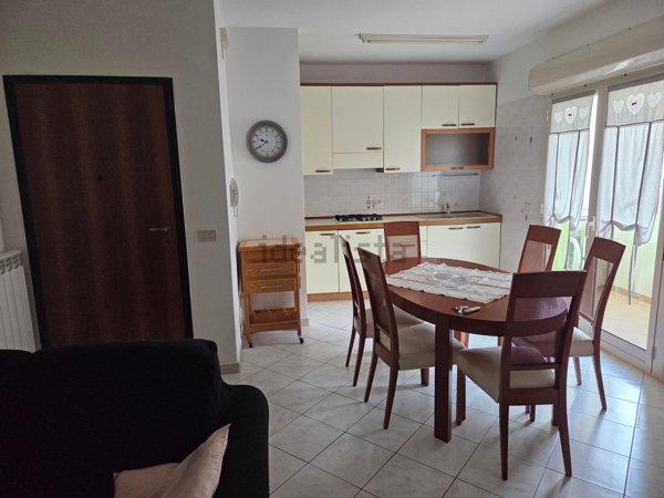 appartamento in affitto a Paola