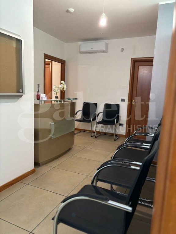 ufficio in affitto a Rende in zona Roges