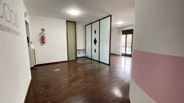 ufficio in affitto a Rende