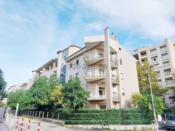 appartamento in affitto a Rende in zona Quattromiglia
