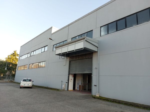 appartamento in affitto a Rende in zona Quattromiglia