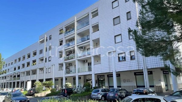 ufficio in affitto a Rende in zona Quattromiglia