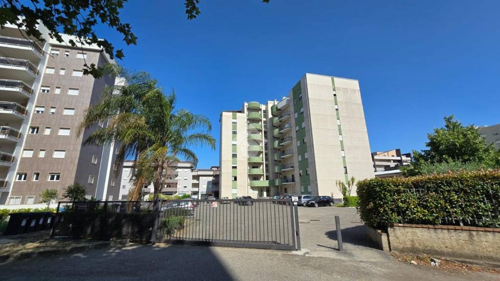 appartamento in affitto a Rende in zona Quattromiglia