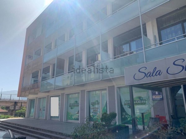 locale commerciale in affitto a Rende in zona Roges